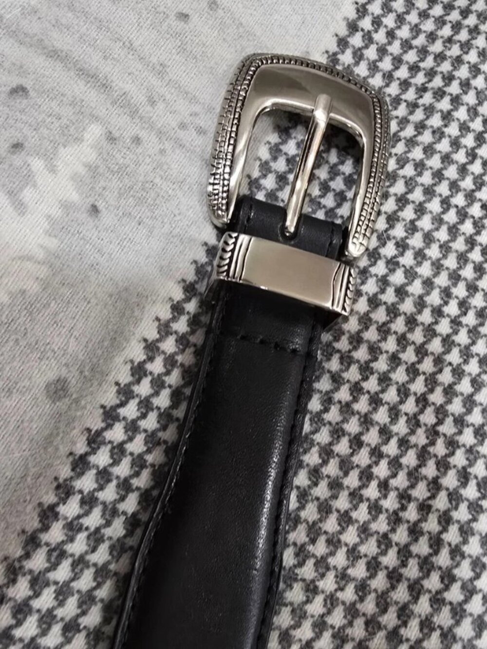 PGA Tour Mens Belt Black 44 Leather Golfing Silver Golfer Emblem